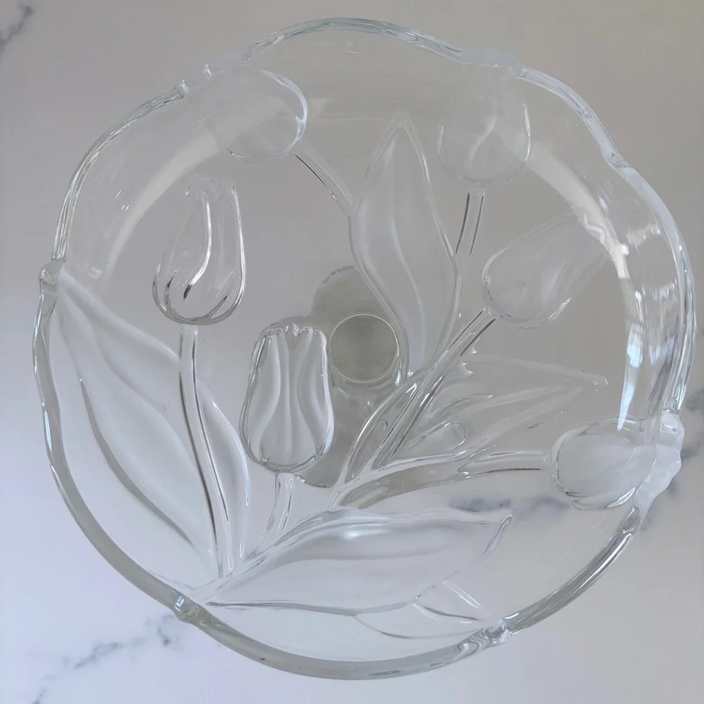 Mikasa Spring Crest Frosted Glass Tulip Pedestal Bowl Scalloped Compote Dish 7.5